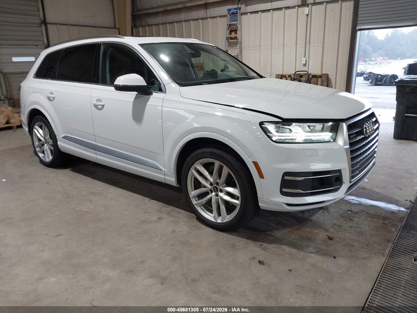 2017 Audi Q7 VIN WA1VAAF76HD046332 IAAI salvage auction — NORMAL WEAR, Clear (South Carolina), sold $1,100 on 2026-07-30 (photo 1)