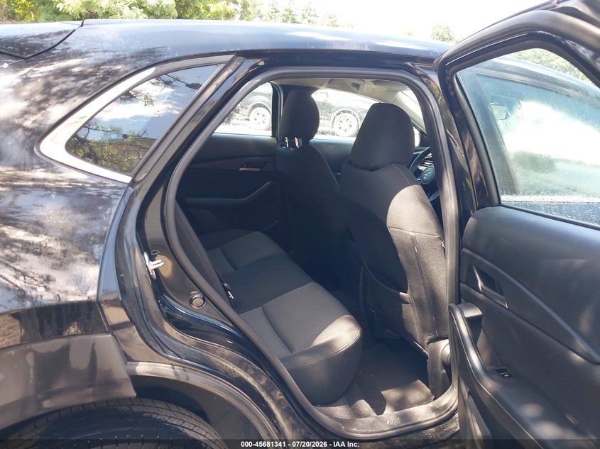 2022 Mazda Cx-30 VIN 3MVDMBALXNM443317 IAAI salvage auction — NORMAL WEAR, Sf97 (New York), sold $11,450 on 2026-08-20 (photo 8)
