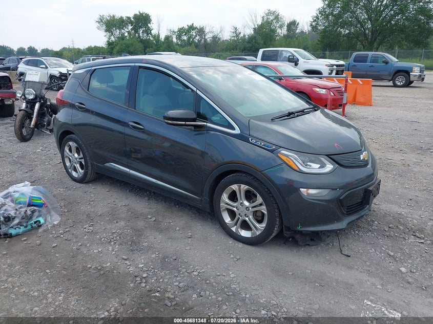 2021 Chevrolet Bolt euv VIN 1G1FY6S07M4104012 IAAI salvage auction — FRONT END, Clear Claim Paid (Wisconsin), sold $4,450 on 2026-07-25 (photo 1)