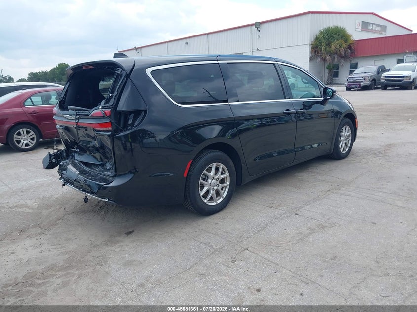 2026 Chrysler Pacifica VIN 2C4RC1BG4TR160438 IAAI salvage auction — REAR END, Clear (Florida), sold $12,200 on 2026-07-29 (photo 4)