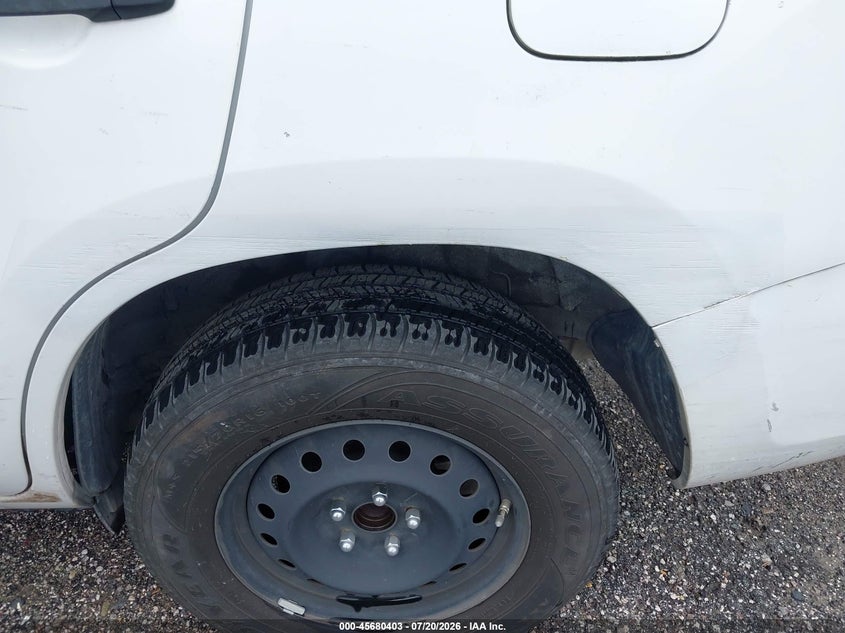 2006 Toyota Rav4 VIN JTMZD33V666004709 IAAI salvage auction — NORMAL WEAR, Clear (Florida), sold $1,200 on 2026-07-23 (photo 6)