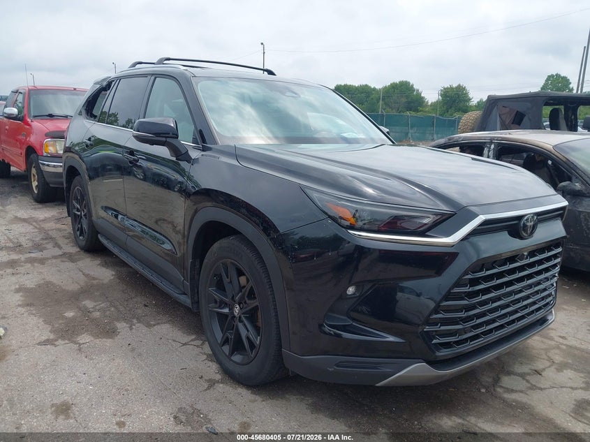 2024 Toyota Highlander VIN 5TDAAAB52RS062896 — IAAI salvage auction photo