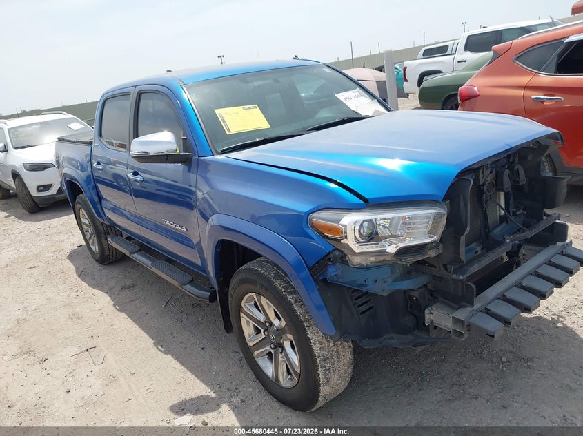 2017 Toyota Tacoma VIN 5TFGZ5AN9HX078212 IAAI salvage auction — LEFT FRONT, Salvage (Texas), sold $10,900 on 2026-07-31 (photo 1)