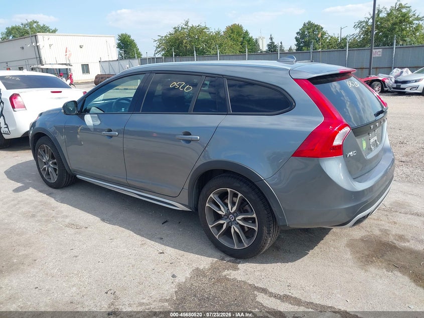 2017 Volvo V60 cross country VIN YV440MWK8H1041089 IAAI salvage auction — UNKNOWN, Salvage Title, sold $4,950 on 2026-08-24 (photo 3)