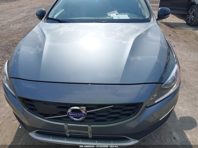2017 Volvo V60 cross country VIN YV440MWK8H1041089 IAAI salvage auction — UNKNOWN, Salvage Title, sold $4,950 on 2026-08-24 (photo 6)