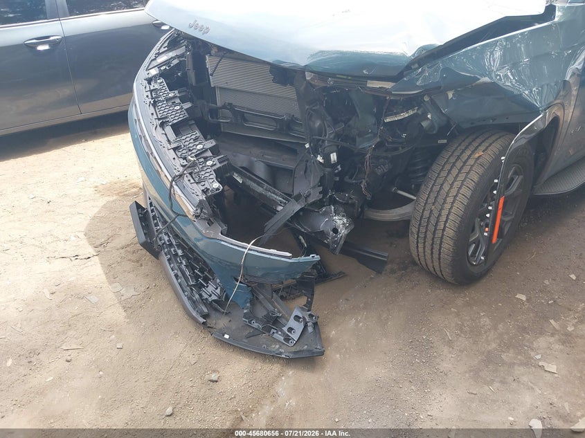 2026 Jeep Grand wagoneer VIN 1C4SJVBP6TS170224 IAAI salvage auction — FRONT END, Enterprise Vehicles Clear Only (California), sold $12,750 on 2026-07-30 (photo 6)