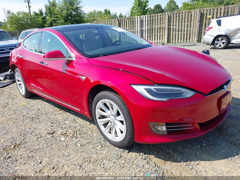 2018 Tesla Model s VIN 5YJSA1E22JF244516 — IAAI salvage auction photo