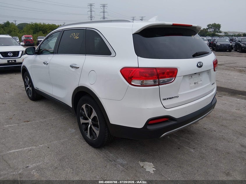 2017 Kia Sorento VIN 5XYPHDA5XHG277107 IAAI salvage auction — NORMAL WEAR, Clear (Illinois), sold $2,100 on 2026-07-29 (photo 3)