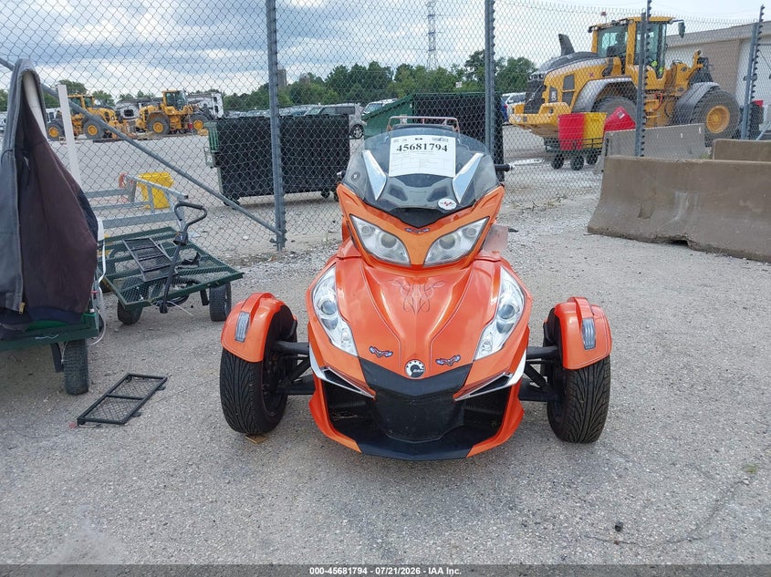 2015 Can-am/ brp Spyder VIN 2BXNBDD20FV005384 IAAI salvage auction — FRONT END, Wait Title, sold $2,850 on 2026-09-01 (photo 5)