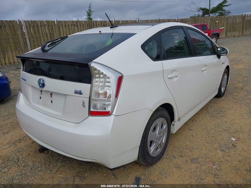 2011 Toyota Prius VIN JTDKN3DU2B5342015 IAAI salvage auction — NORMAL WEAR, Clear (Virginia), sold $1,350 on 2026-07-27 (photo 4)