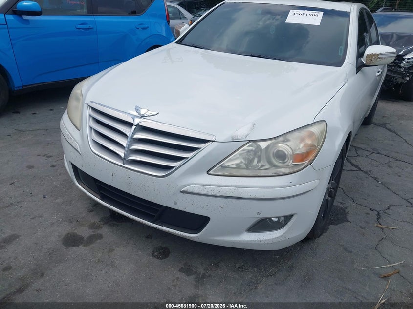 2010 Hyundai Genesis VIN KMHGC4DF8AU070282 IAAI salvage auction — NORMAL WEAR, Clear (Tennessee), sold $25 on 2026-07-30 (photo 6)
