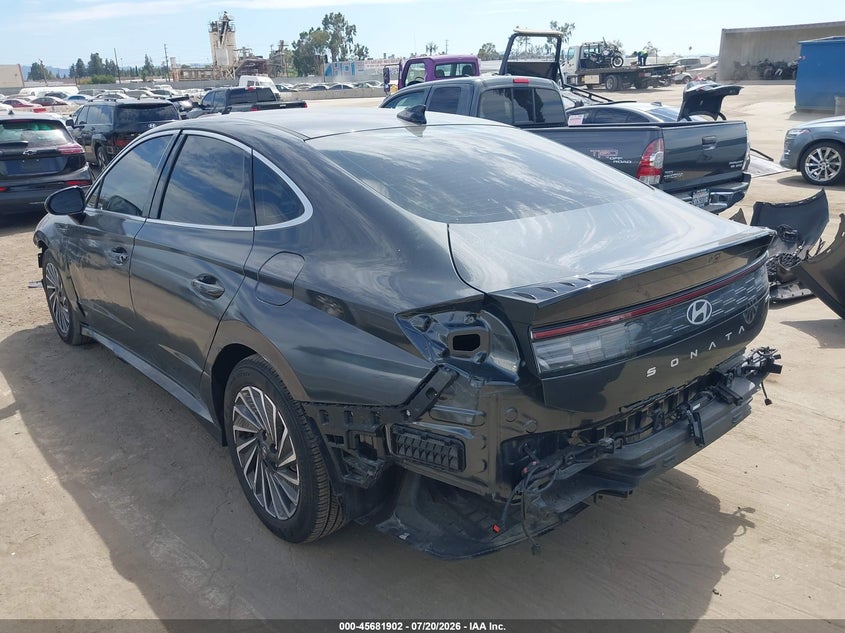 2025 Hyundai Sonata VIN KMHL34JJ1SA115802 IAAI salvage auction — FRONT & REAR, Clear - Dealer Only (California), sold $11,500 on 2026-08-19 (photo 3)