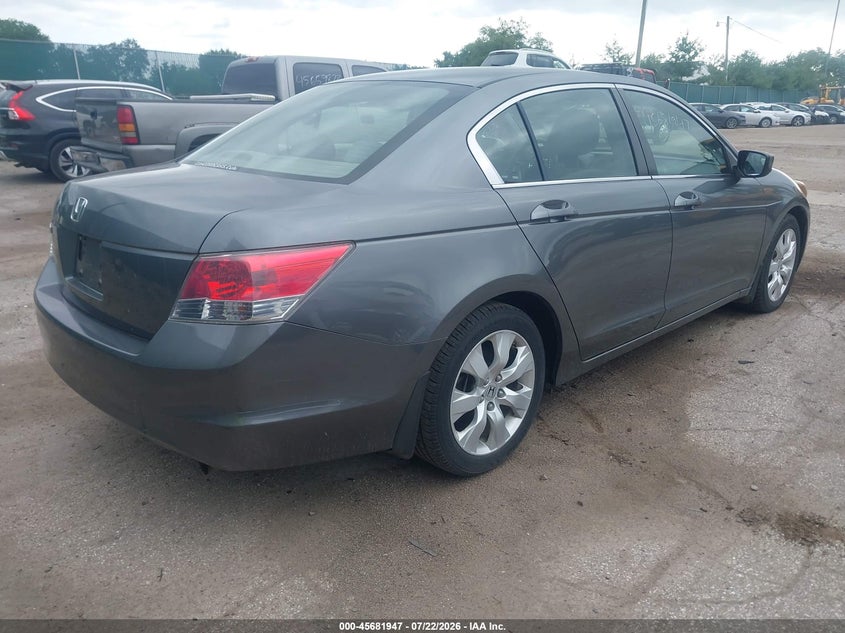 2008 Honda Accord VIN JHMCP26748C027879 IAAI salvage auction — NORMAL WEAR, Clear (Indiana), sold $3,450 on 2026-07-28 (photo 4)