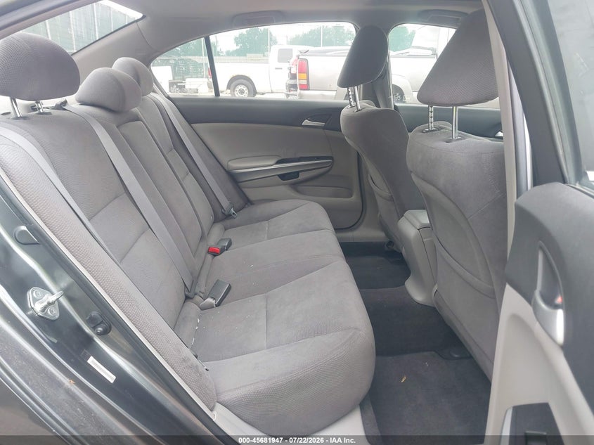 2008 Honda Accord VIN JHMCP26748C027879 IAAI salvage auction — NORMAL WEAR, Clear (Indiana), sold $3,450 on 2026-07-28 (photo 8)