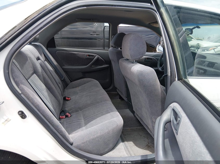 1998 Toyota Camry VIN JT2BG22K7W0238203 IAAI salvage auction — NORMAL WEAR, Clear - Dealer Only (California), sold $400 on 2026-07-29 (photo 8)