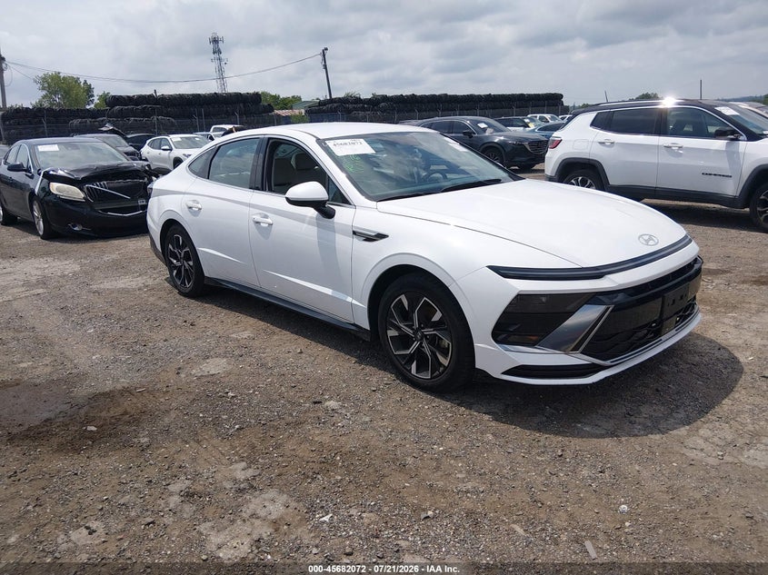2025 Hyundai Sonata VIN KMHL64JA1SA489317 — IAAI salvage auction photo
