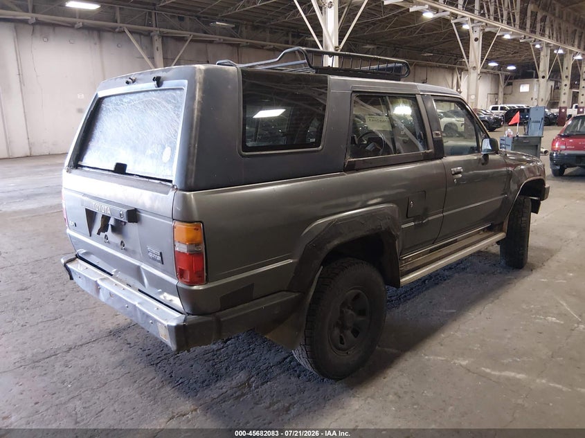1988 Toyota 4runner VIN JT3RN63W8J0197744 IAAI salvage auction — NORMAL WEAR, Clear (Washington), sold $1,650 on 2026-07-30 (photo 4)