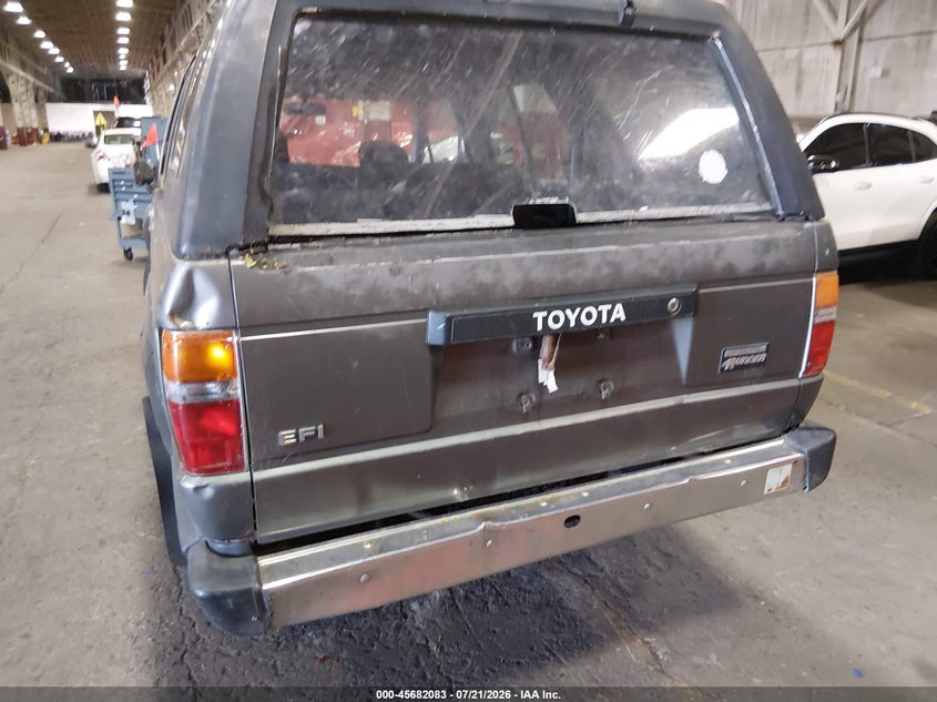 1988 Toyota 4runner VIN JT3RN63W8J0197744 IAAI salvage auction — NORMAL WEAR, Clear (Washington), sold $1,650 on 2026-07-30 (photo 6)