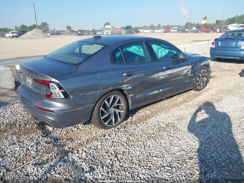 2019 Volvo S60 VIN 7JRA22TK1KG010510 IAAI salvage auction — LEFT & RIGHT, Wait Title, sold $3,000 on 2026-09-21 (photo 4)