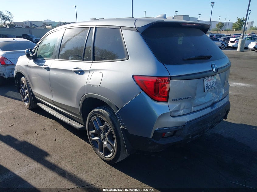 2023 Honda Passport VIN 5FNYF8H54PB019615 IAAI salvage auction — FRONT & REAR, Salvage Title, sold $9,475 on 2026-08-21 (photo 3)