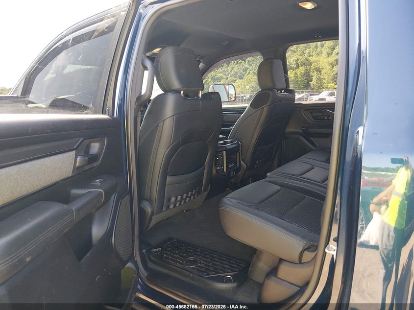 2020 Ram 1500 VIN 1C6SRFFT1LN409612 IAAI salvage auction — RIGHT SIDE, Salvage (West Virginia), sold $8,050 on 2026-09-03 (photo 8)