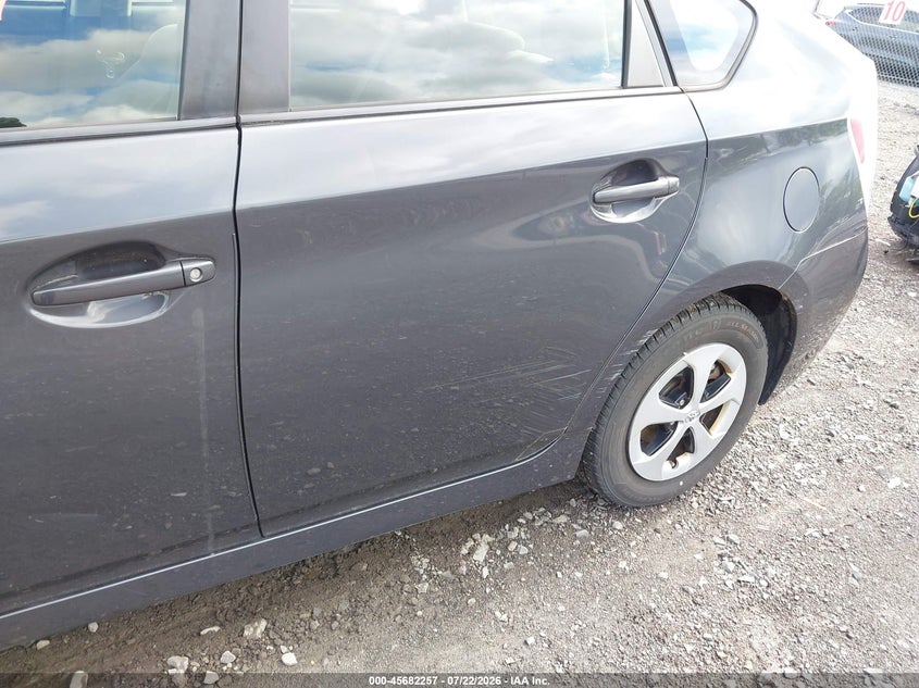 2012 Toyota Prius VIN JTDKN3DU6C1528990 IAAI salvage auction — SIDE, Clear (New York), sold $25 on 2026-07-28 (photo 6)