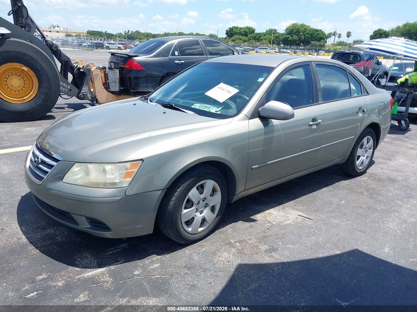 2009 Hyundai Sonata VIN 5NPET46C69H438608 IAAI salvage auction — RIGHT FRONT, Rebuildable (Florida), sold $550 on 2026-08-02 (photo 2)