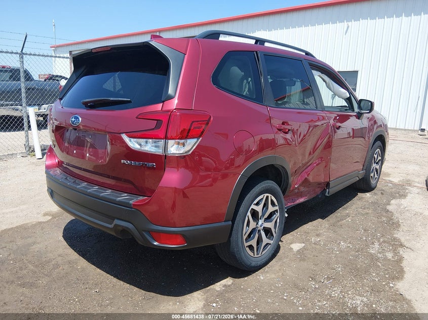 2021 Subaru Forester VIN JF2SKAJC1MH435801 IAAI salvage auction — LEFT & RIGHT, Salvage (Kansas), sold $2,500 on 2026-08-25 (photo 4)