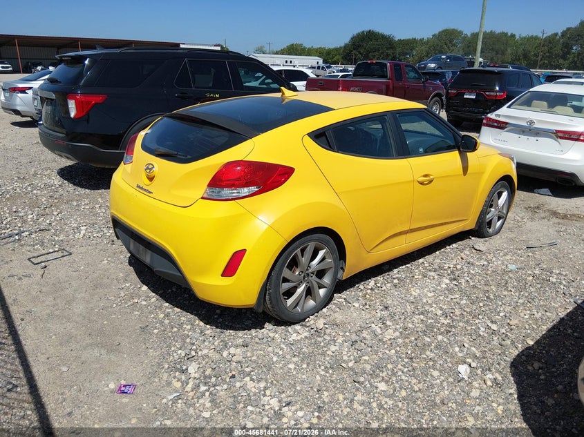 2016 Hyundai Veloster VIN KMHTC6AD7GU279910 IAAI salvage auction — NORMAL WEAR, Original (Texas), sold $650 on 2026-07-28 (photo 4)
