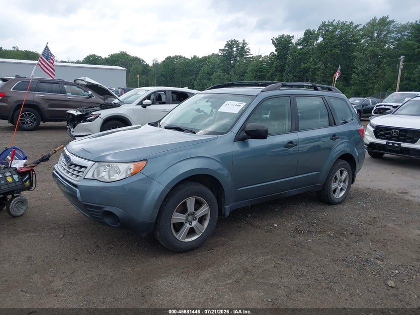 2013 Subaru Forester VIN JF2SHABC1DH413861 IAAI salvage auction — NORMAL WEAR, Clear (Massachusetts), sold $425 on 2026-07-31 (photo 2)