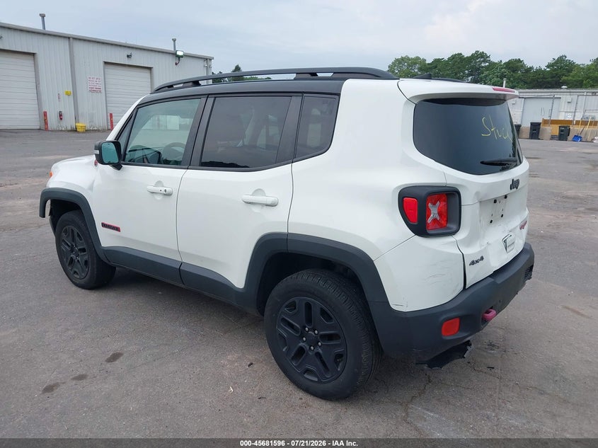 2018 Jeep Renegade VIN ZACCJBCB3JPG86713 IAAI salvage auction — REAR END, Wait Title, sold $2,050 on 2026-08-03 (photo 3)