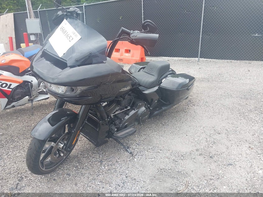 2025 Harley-davidson Road glide VIN 1HD1KH716SB615007 IAAI salvage auction — REAR END, Salvage (South Carolina), sold $17,400 on 2026-09-02 (photo 2)