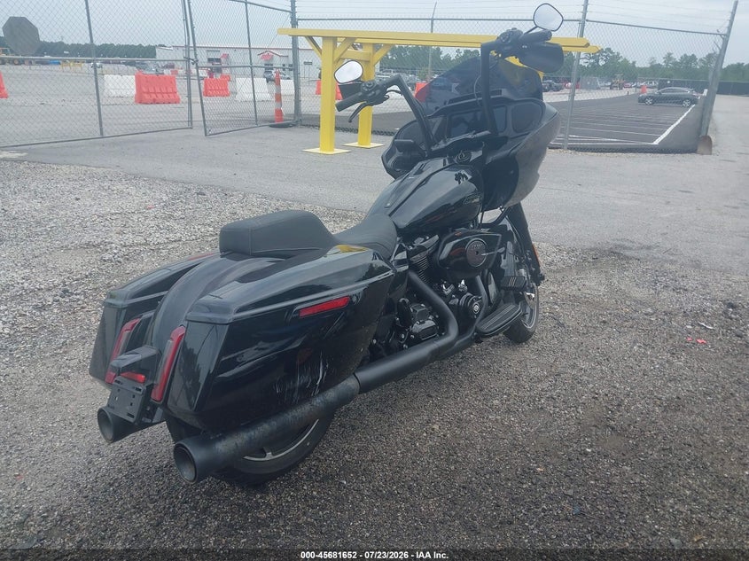 2025 Harley-davidson Road glide VIN 1HD1KH716SB615007 IAAI salvage auction — REAR END, Salvage (South Carolina), sold $17,400 on 2026-09-02 (photo 4)