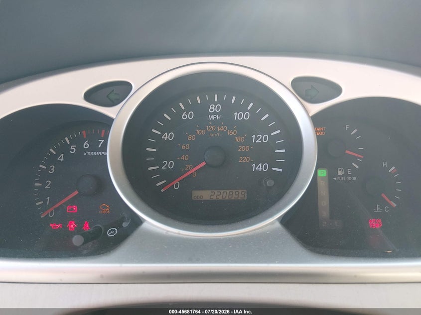 2004 Toyota Highlander VIN JTEEP21A340056326 IAAI salvage auction — NORMAL WEAR, Clear (New Jersey), sold $750 on 2026-07-23 (photo 7)
