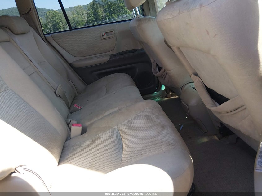 2004 Toyota Highlander VIN JTEEP21A340056326 IAAI salvage auction — NORMAL WEAR, Clear (New Jersey), sold $750 on 2026-07-23 (photo 8)