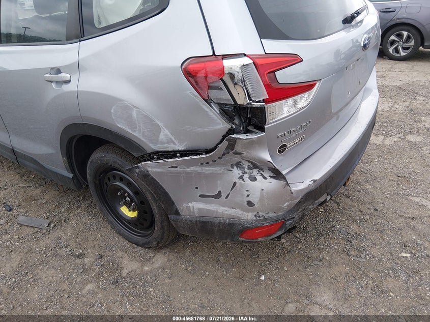 2021 Subaru Forester VIN JF2SKADC6MH478851 IAAI salvage auction — FRONT END, Wait Title, sold $2,250 on 2026-09-06 (photo 6)