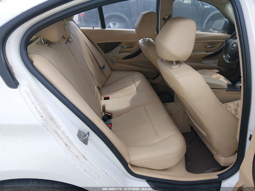 2014 BMW 3er VIN WBA3B1G55ENN90380 IAAI salvage auction — NORMAL WEAR, Clear (Georgia), sold $1,100 on 2026-07-31 (photo 8)