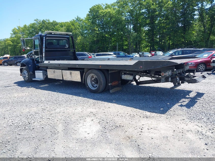 2015 Peterbilt 337 VIN 2NP2HM6X3FM273905 IAAI salvage auction — NORMAL WEAR, Clear (New York), sold $15,100 on 2026-07-28 (photo 3)