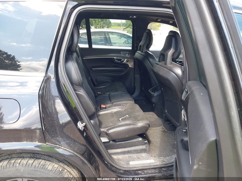 2017 Volvo Xc90 VIN YV4A22PM1H1134070 IAAI salvage auction — NORMAL WEAR, Original (Ohio), sold $3,750 on 2026-08-10 (photo 8)