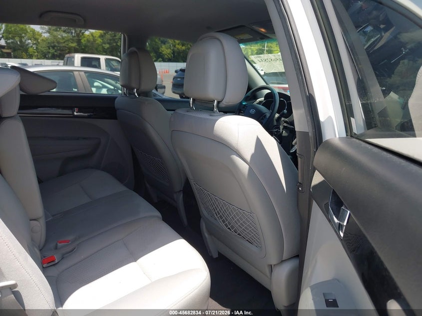 2011 Kia Sorento VIN 5XYKT3A14BG013503 IAAI salvage auction — NORMAL WEAR, Clear (Tennessee), sold $1,150 on 2026-07-28 (photo 8)