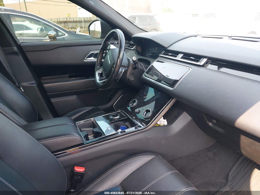 2019 Land rover Range rover velar VIN SALYL2EX2KA214800 IAAI salvage auction — NORMAL WEAR, Salvage Title, sold $1,550 on 2026-07-30 (photo 5)