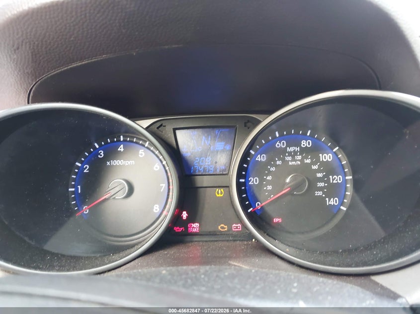 2011 Hyundai Tucson VIN KM8JU3AC7BU135261 IAAI salvage auction — NORMAL WEAR, Clear (New Jersey), sold $25 on 2026-07-29 (photo 7)