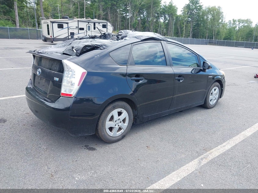 2010 Toyota Prius VIN JTDKN3DU8A0039736 IAAI salvage auction — NORMAL WEAR, Clear (New York), sold $850 on 2026-07-30 (photo 4)