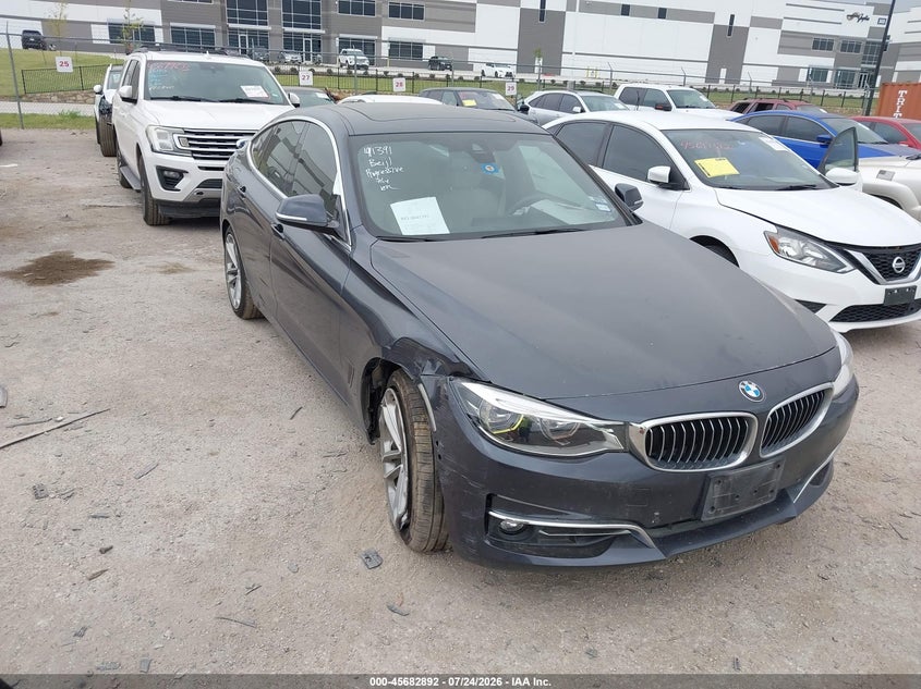 2018 BMW 3er VIN WBA8Z9C58JB219957 IAAI salvage auction — RIGHT FRONT, Salvage Title, sold $6,600 on 2026-08-07 (photo 1)