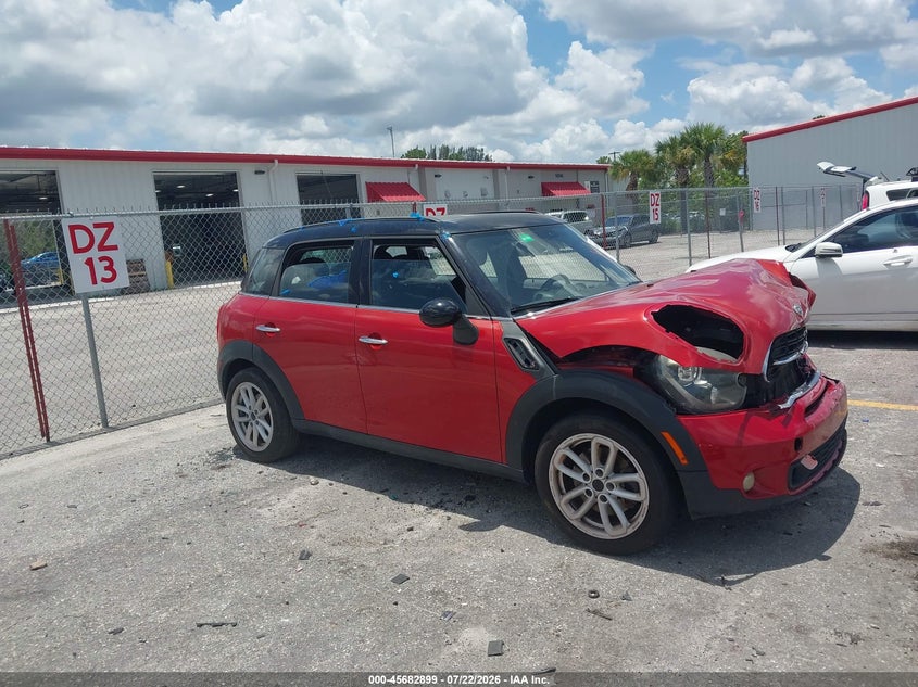 2016 Mini Countryman VIN WMWZC3C50GWT07339 IAAI salvage auction — FRONT END, Rebuildable (Florida), sold $1,000 on 2026-08-17 (photo 1)