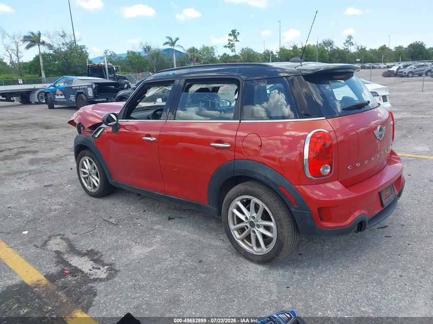 2016 Mini Countryman VIN WMWZC3C50GWT07339 IAAI salvage auction — FRONT END, Rebuildable (Florida), sold $1,000 on 2026-08-17 (photo 3)