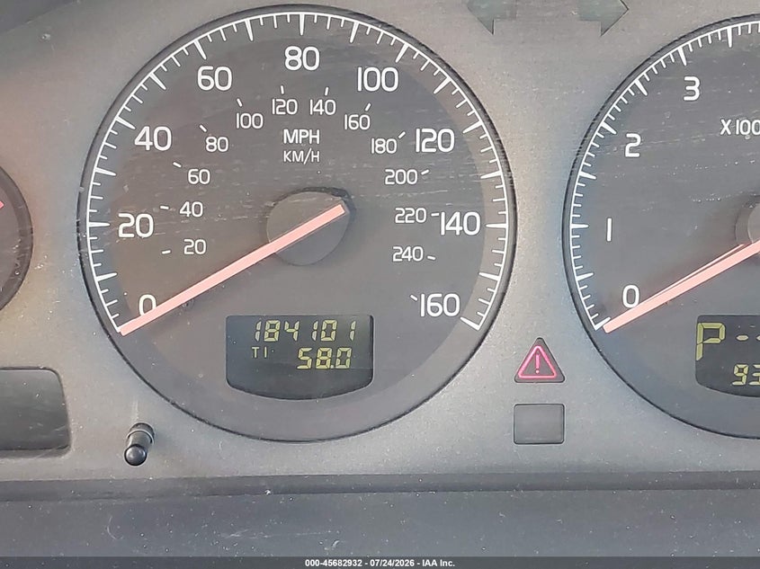 2001 Volvo V70 VIN YV1SW58D411014727 IAAI salvage auction — NORMAL WEAR, App For Dup Clear (California), sold $250 on 2026-08-12 (photo 7)