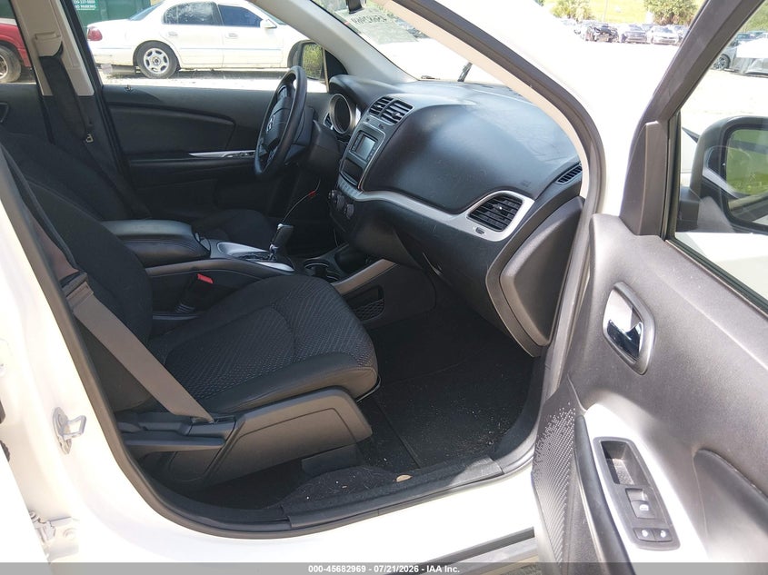2019 Dodge Journey VIN 3C4PDCAB4KT865791 IAAI salvage auction — NORMAL WEAR, Salvage Title, sold $2,000 on 2026-07-24 (photo 5)