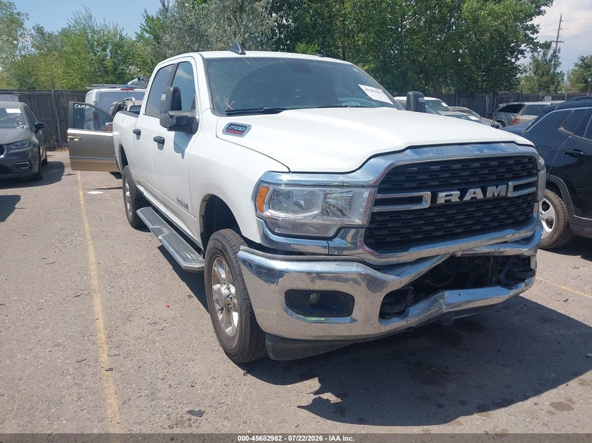 2024 Ram 2500 VIN 3C6UR5DJ1RG354861 — IAAI salvage auction photo