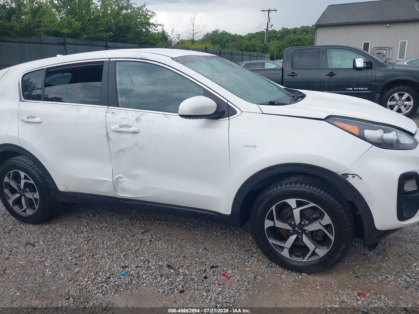 2022 Kia Sportage VIN KNDPMCAC3N7016737 IAAI salvage auction — LEFT & RIGHT, Salvage Title, sold $4,700 on 2026-09-15 (photo 6)